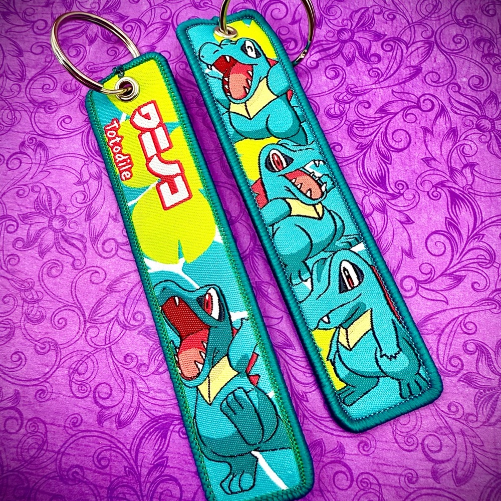 1 Piece Double Sided 5 Inch Pokemon Totodile Keychain